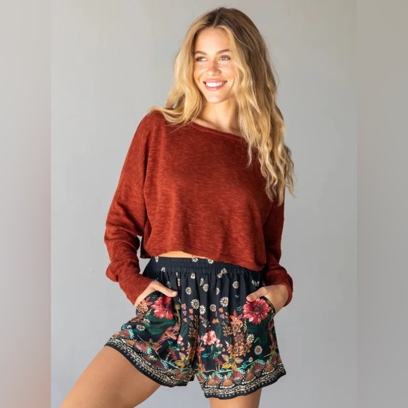 NATURAL LIFE Tops - Natural Life Ellie Cropped Pullover